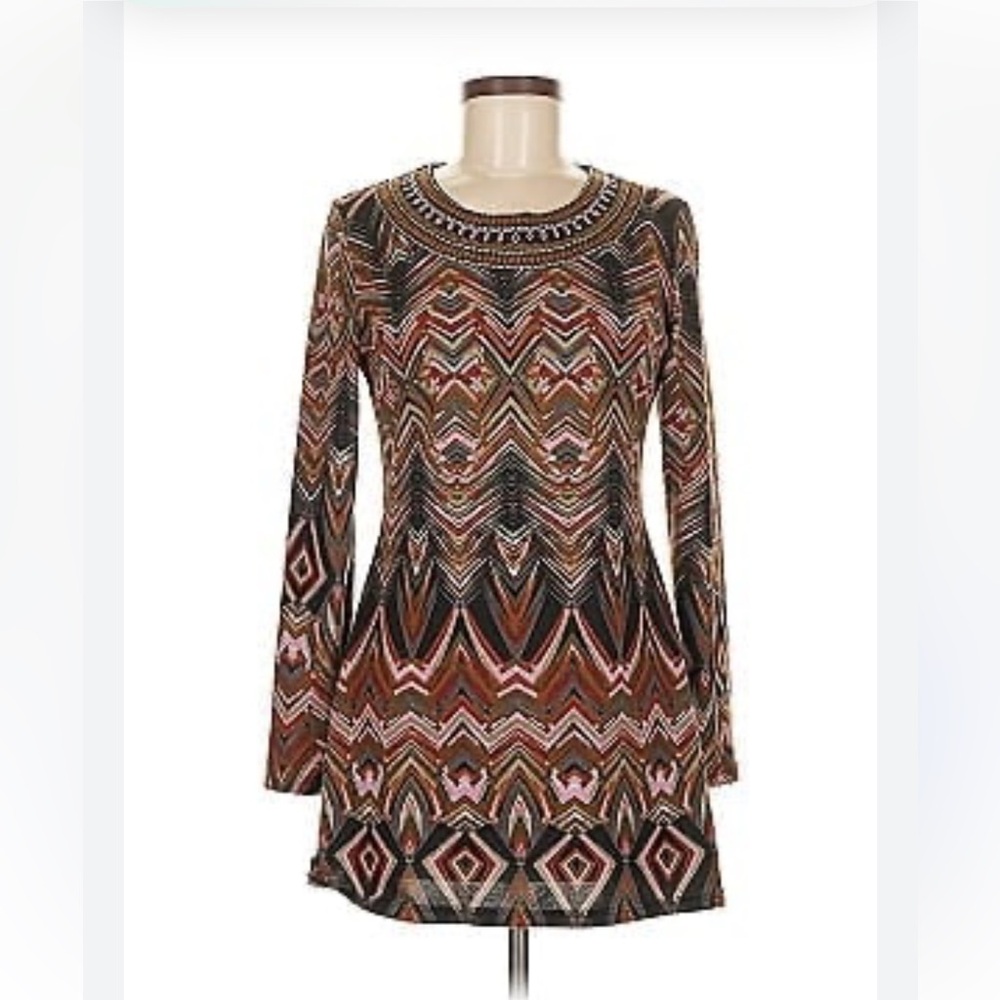 Gorgeous Papillon Pattern Dress with Embroidery-EUC-Like new -Sz M-Flattering​